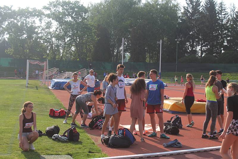 Ve Vyškově se konal pátý ročník charitativní akce Běháme srdcem 2018.