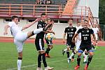 Ve třetím kole Moravskoslezské ligy fotbalisté MFK Vyškov (bílé dresy) remizovali  na domácím trávníku s Baníkem Ostrava B 1:1.