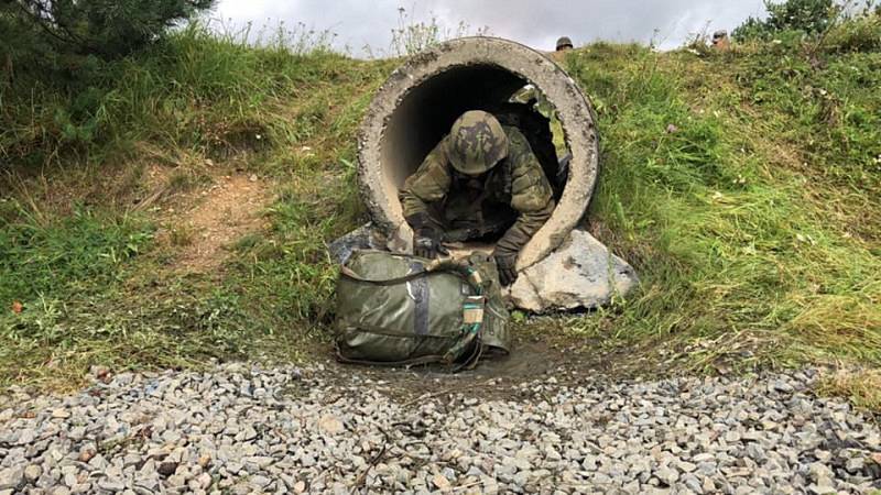 Výcvik armádních rekrutů ve Vyškově.