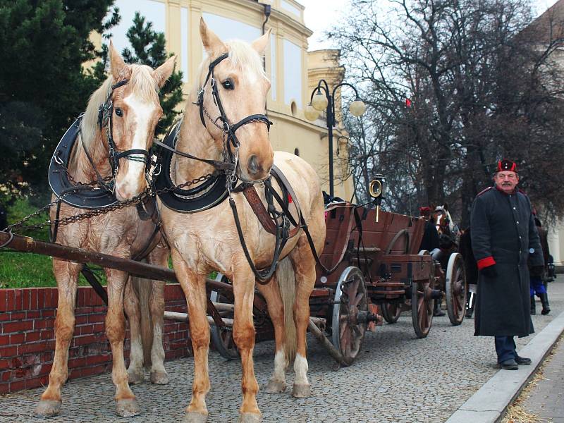 Zbraně, koně, vojáci v uniformách spojeneckých armád. Centrum Slavkova znovu tvořilo zázemí zřejmě nejznámější jihomoravské bitvy.