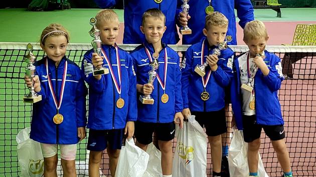Mladí tenisté z Vyškovska jsou mistři Česka. Na soutěži nenašli konkurenci
