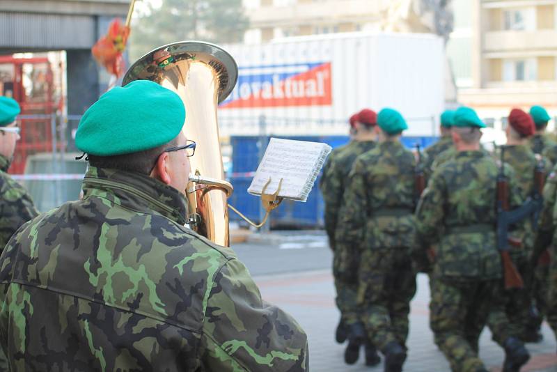 Po slavnostní přísaze čekají žáky ještě tařka dva celé měsíce tréninku.