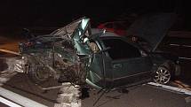 Pět osobních aut se v noci srazilo na dálnici D1 u Šlapanic.