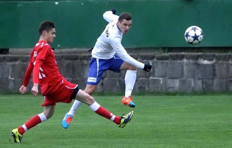 Až v sobotu fotbalisté MFK Vyškov asi plně pochopili, jak bylo hráčům Prostějova, kterým nedávno na svém trávníku za pětatřicet minut nastříleli pět gólů. Stejný příděl dostali za první poločas od Líšně.