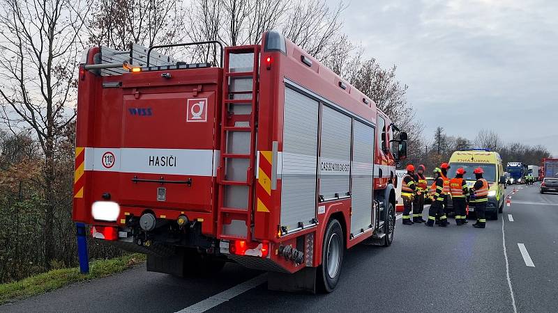 Tragédie na I/50 u Slavkova. V autě tam při havárii ve čtvrtek zemřela žena.