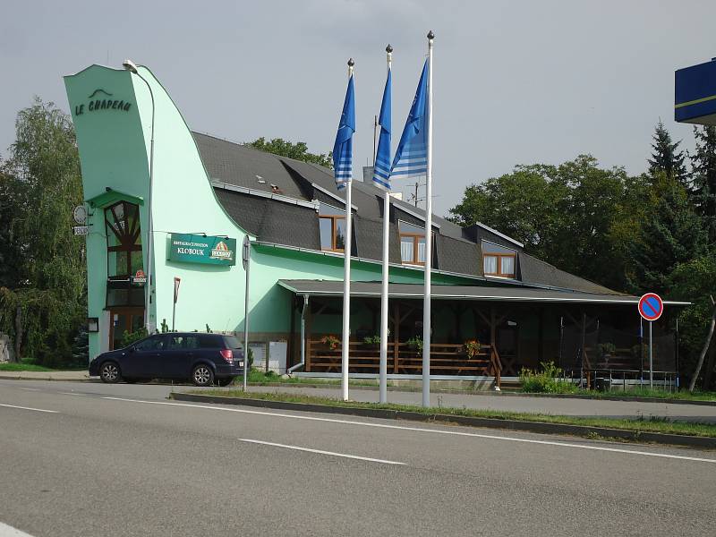 Slavkovská restaurace Klobouk.