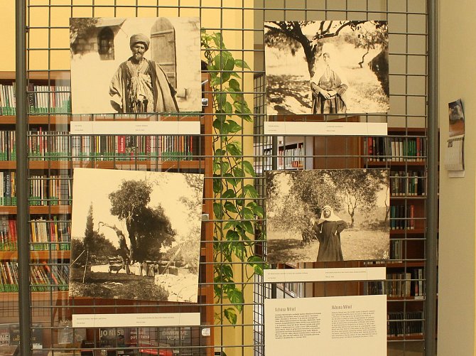 Výstava věnovaná Aloisi Musilovi, známému cestovateli a orentalistovi, je k vidění ve vyškovské knihovně.