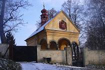 Hřbitovní kapli svatého Josefa v Ivanovicích na Hané plánuje město opravit.