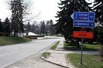 Řidiči jedoucí od Vyškova se v několika následujících měsících na silnici I/50 přes Nesovice nedostanou.