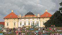 Třetí ročník hudebního festivalu Topfest se konal v zámeckém parku zámku ve Slavkově.