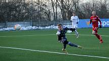 Fotbalisté MFK Vyškov (bílé dresy) rozehráli Zimní Tipsport ligu porážkou se Sigmou Olomouc 2:4.