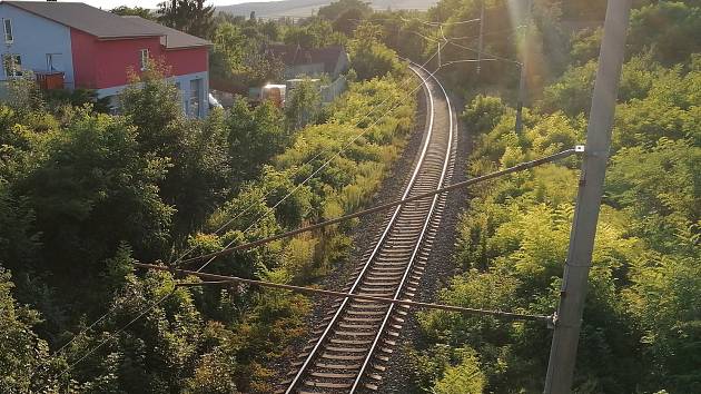 Kvůli opravě železniční trati se na výluku připravují cestující na úseku z Nezamyslic přes Vyškov až do Holubic.