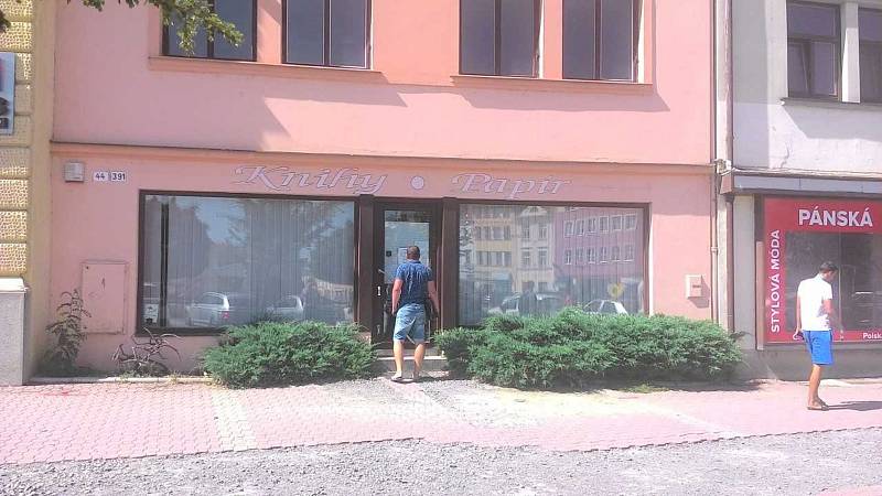 Druhá prodejna, kterou uzavřela finanční správa v Jihomoravském kraji se nachází ve Vyškově. Také její provozovatelka je Helena Hlásenská.