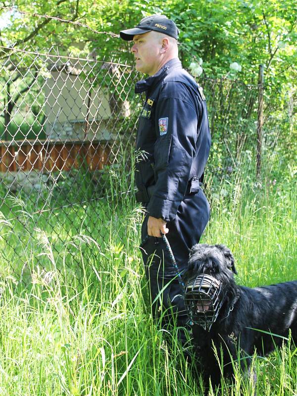 V pondělí policisté zkontrolovali sto šedesát chat v různých chatových oblastech na Vyškovsku.