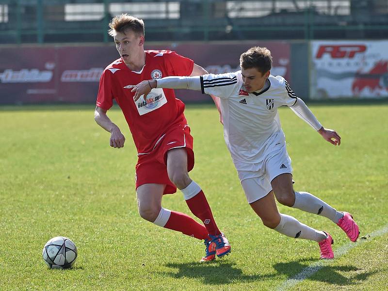 V utkání Moravskoslezské fotbalové ligy 1.HFK Olomouc - MFK Vyškov zvítězili hosté 0:3.  