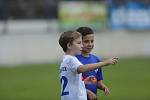 Exhibiční vzpomínkový fotbalový zápas mezi hráči původního Boby Brno a FC Petra Drnovice na drnovickém stadionu.