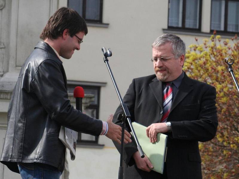 Starosta Vyškova Petr Hájek přistoupil i k nepříjemným dotazům zodpovědně. 