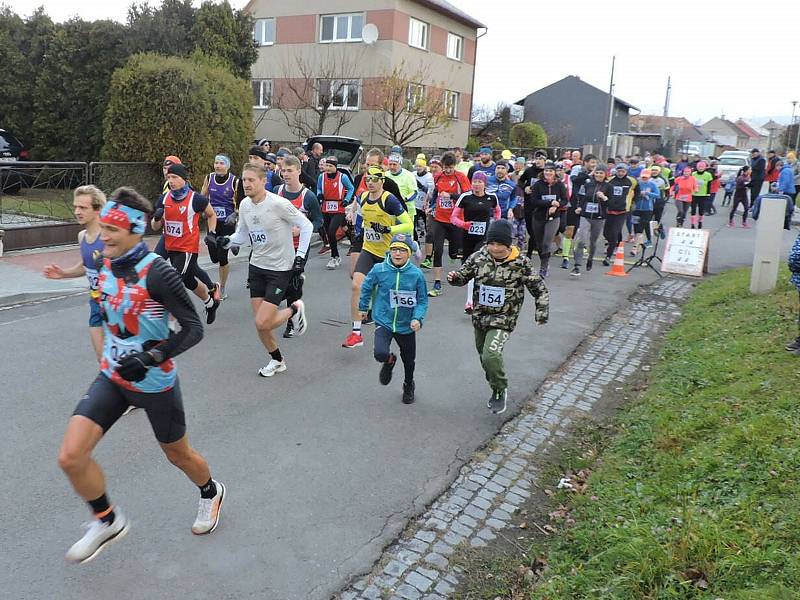 Běžci AK Drnovice uspěli v závodě v Přáslavicích.