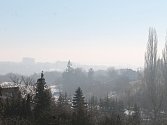 Nejhorší smogová situace na jihu Moravy je podle odborníků ve Vyškově. Na snímku pohled ze Lhoty.