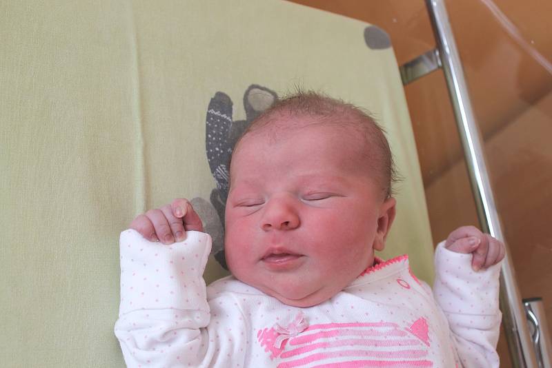 Justina Donnebergerová, 51 cm, 3 420 g, 6. října 2016, Vyškov, Nemocnice Vyškov