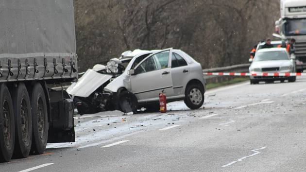 Mezi Nesovicemi a Nevojicemi se stala tragická dopravní nehoda.