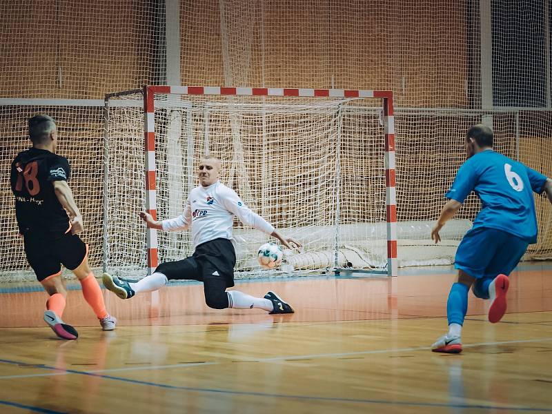 Futsalisté Amoru Kloboučky Vyškov slavili první domácí vítězství v nové sezoně. Baník Ostrava porazili 7:4.