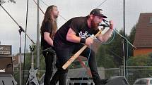Jedenáctý ročník Rousfestu rockové fanoušky opět nezklamal. Na pódiu se střídaly regionální i celorepublikově známé kapely.