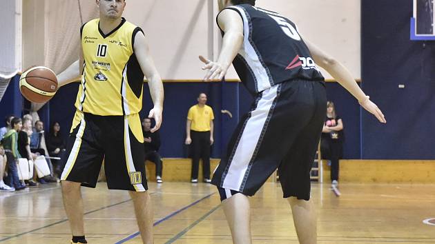 V utkání oblastního přeboru II. třídy podlehli basketbalisté BK Vyškov týmu SKB Brno Černovice A 52:53. 