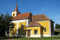Kostelík na poutním místě Lutršték patří k nejznámějším pamětihodnostem Němčan.