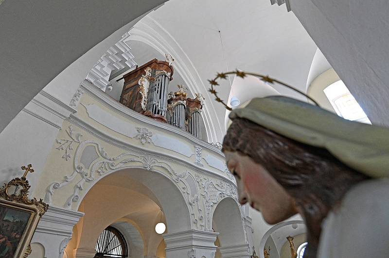Varhany v kostele Nanebevzetí Panny Marie nechá farnost opravit.