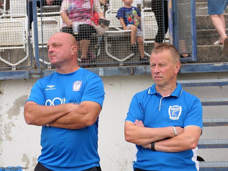 Při příležitosti devadesáti let fotbalu v Drnovicích zažil tamní stadion exhibiční fotbalový zápas.