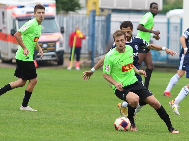Snímky jsou z loňského pohárového zápasu Vyškov (zelené dresy) - Zlín v Drnovicích, který hosté vyhráli 2:1 po prodloužení.