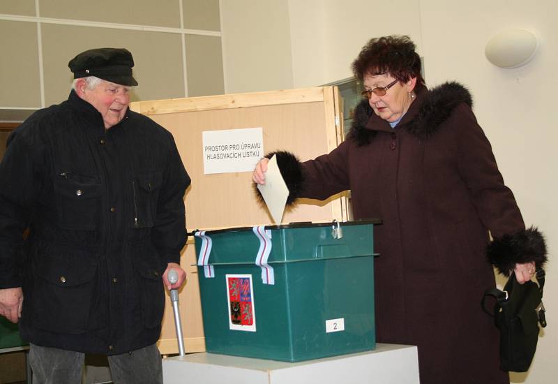 Prezidentské volby ve Vyškově pokračují i v sobotu.
