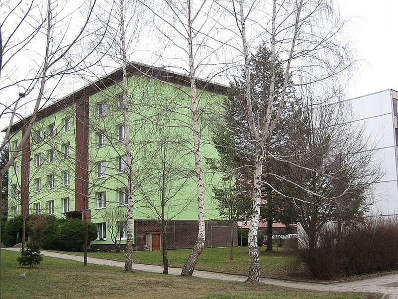 Obnově sídliště Zlatá Hora ve Slavkově u Brna možná ustoupí stromy.