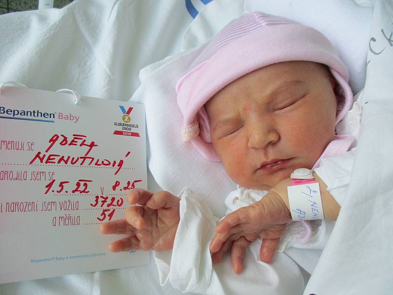 Adéla Nenutilová, 1.5.2022, Hodonín, Nemocnice Břeclav, 3720 g, 51 cm