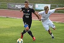 Ve třetím kole Moravskoslezské ligy fotbalisté MFK Vyškov (bílé dresy) remizovali  na domácím trávníku s Baníkem Ostrava B 1:1.