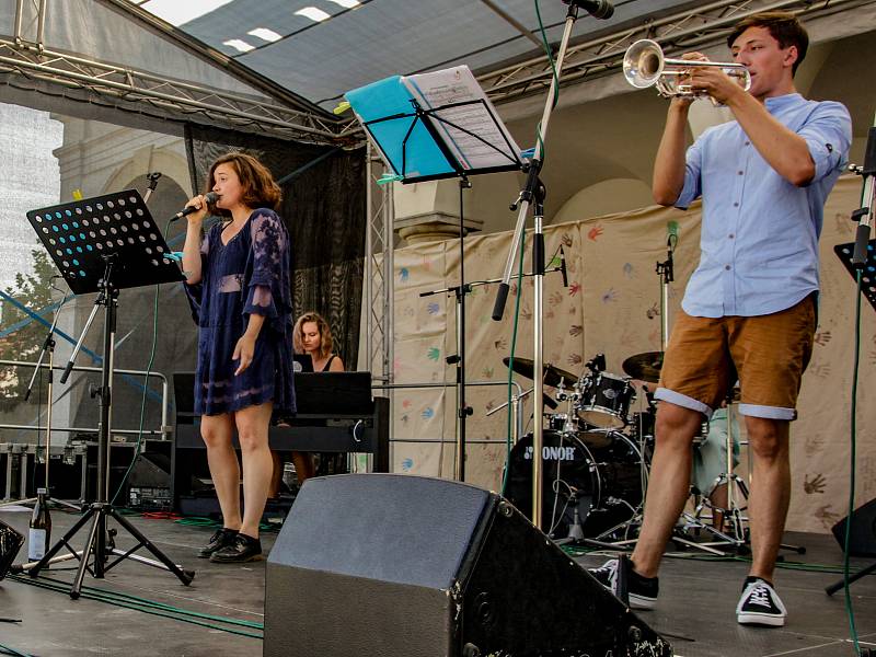 Třetí ročník Daialogfestu bavil návštěvníky vyškovského zámeckého parku.