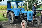 Traktory různých značek, stáří, stavu i velikosti se poslední srpnovou sobotu sjely do Holubic.