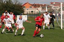 Slovan Ivanovice na Hané (v červeném)