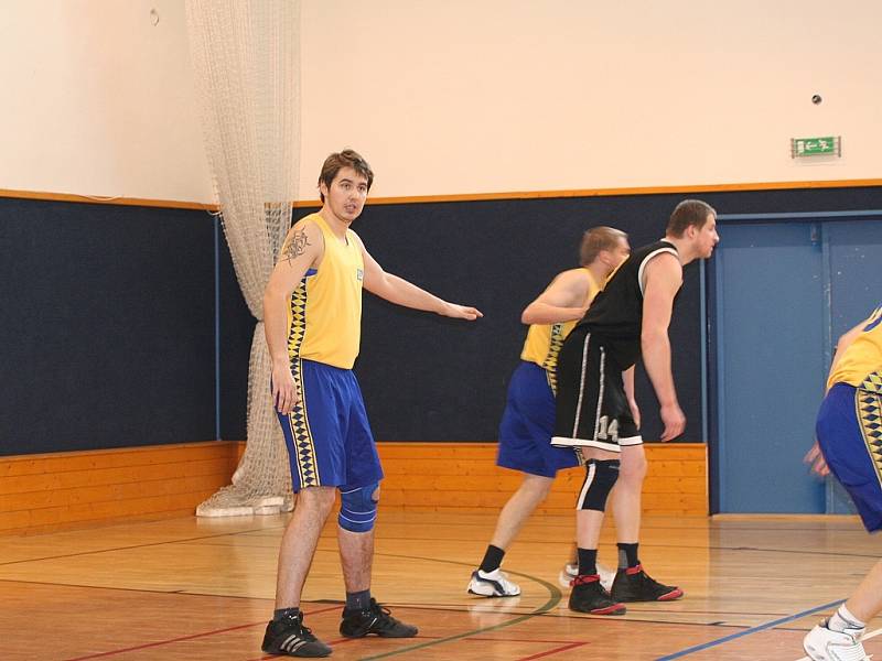 Vyškovští basketbalisté proti v tmavém hrající Jihlavě v neděli neuspěli. Domácí tak jsou ke své nelibosti blíže k zápasům o záchranu než ke klidnému zakončení sezony. 