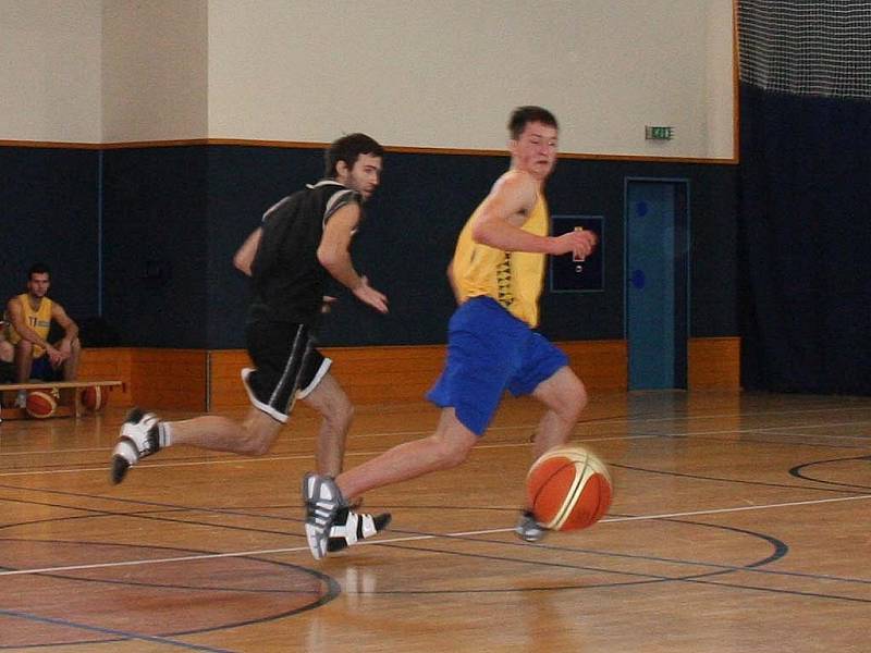 Vyškovští basketbalisté proti v tmavém hrající Jihlavě v neděli neuspěli. Domácí tak jsou ke své nelibosti blíže k zápasům o záchranu než ke klidnému zakončení sezony. 