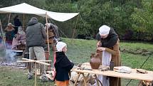 Na chvíli ve středověku se o třetím zářijovém víkendu ocitli návštěvníci akce nazvané Středověk pro všechny v Hodějicích.