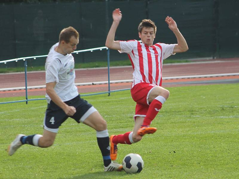 Promarněné tutovky a jeden chvilkový výpadek vyšly mužstvo MFK hodně draho. Hulín využil situace, za domácí vyrovnával na konečných 1:1 Lička.