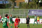 Fotbalisté Rousínova (zelené dresy) porazili v utkání krajského přeboru favorizované Bohunice vysoko 4:0.