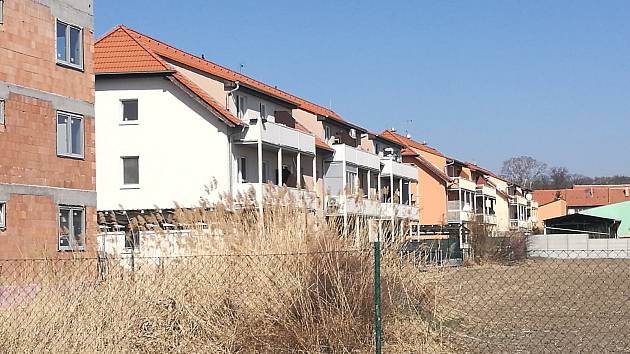 Aktuální výstavba bytových domů v lokalitě Zelnice.