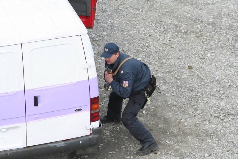 Policejní cvičení v Březině.