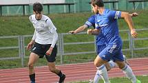 V utkání Moravskoslezské ligy porazili fotbalisté MFK Vyškov (v bílém) nováčka Jiskru Rýmařov 2:0.