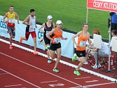 Mistrovství republiky v běhu na 10 kilometrů mužů, žen a juniorů ve Slavkově u Brna.