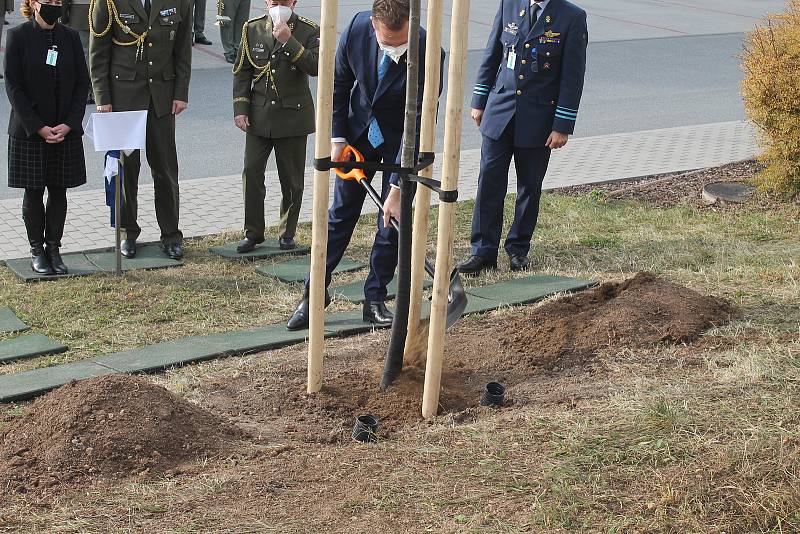 Ceremonie při příležitosti oslav patnáctého výročí založení Centra ochrany proti zbraním hromadného ničení ve Vyškově.