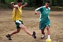 Osmatřicátý ročník populárního turnaje v malé kopané – futsalu Manerov cup 2013 vyhrál tým Corintians Zbýšov.